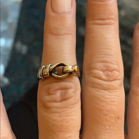 Tiffany & Co. Jewelry - TIFFANY & CO.
Silver Knot Ring with 18K Gold Ball Tiffany & Co. Jewelry - TIFFANY & CO.
Silver Knot Ring with 18K Gold Ball